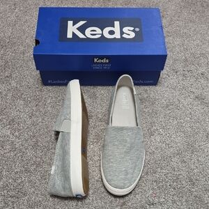 Keds Slip On Sneakers - Gray - NEW IN BOX - SIZE 8.5